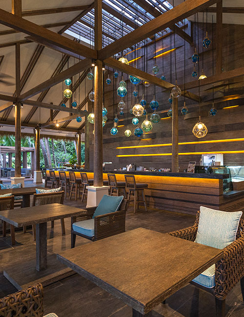 BAMBOO BAR ห้องอาหารในโรงแรมภูเก็ต